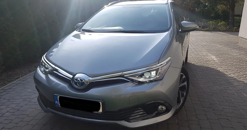 Toyota Auris cena 69900 przebieg: 178000, rok produkcji 2016 z Pruszków małe 79